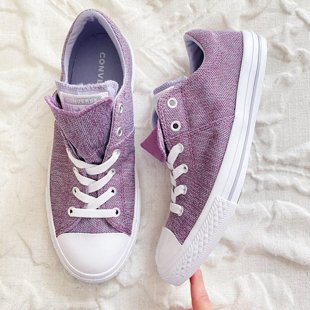 Converse Womans Shoes Size 5 New